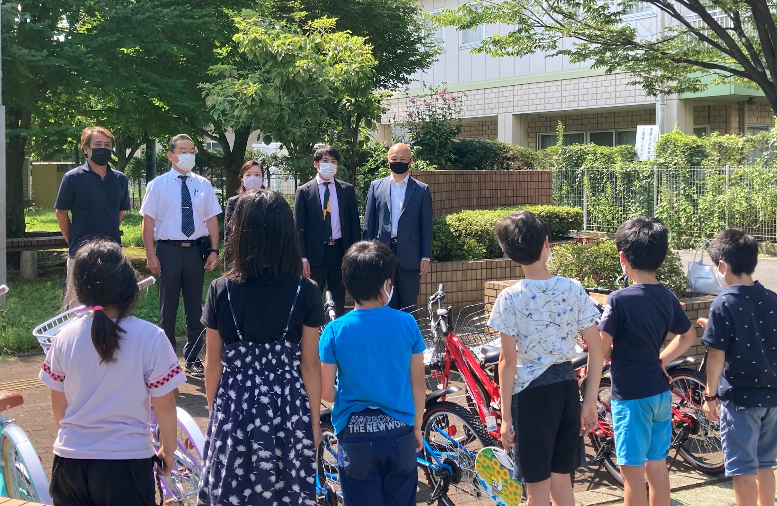 さいたま市児童養護施設 カルテット に 子ども用自転車を寄贈 21 7 28 水 大宮西ロータリークラブ 国際ロータリー第2770地区第4グループ